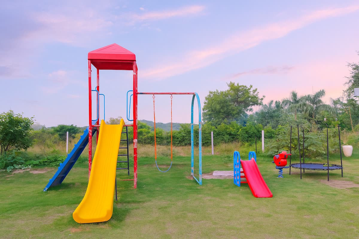 Hillside farmhouse exterior at Sidneyland Hill Retreat, Gurugram